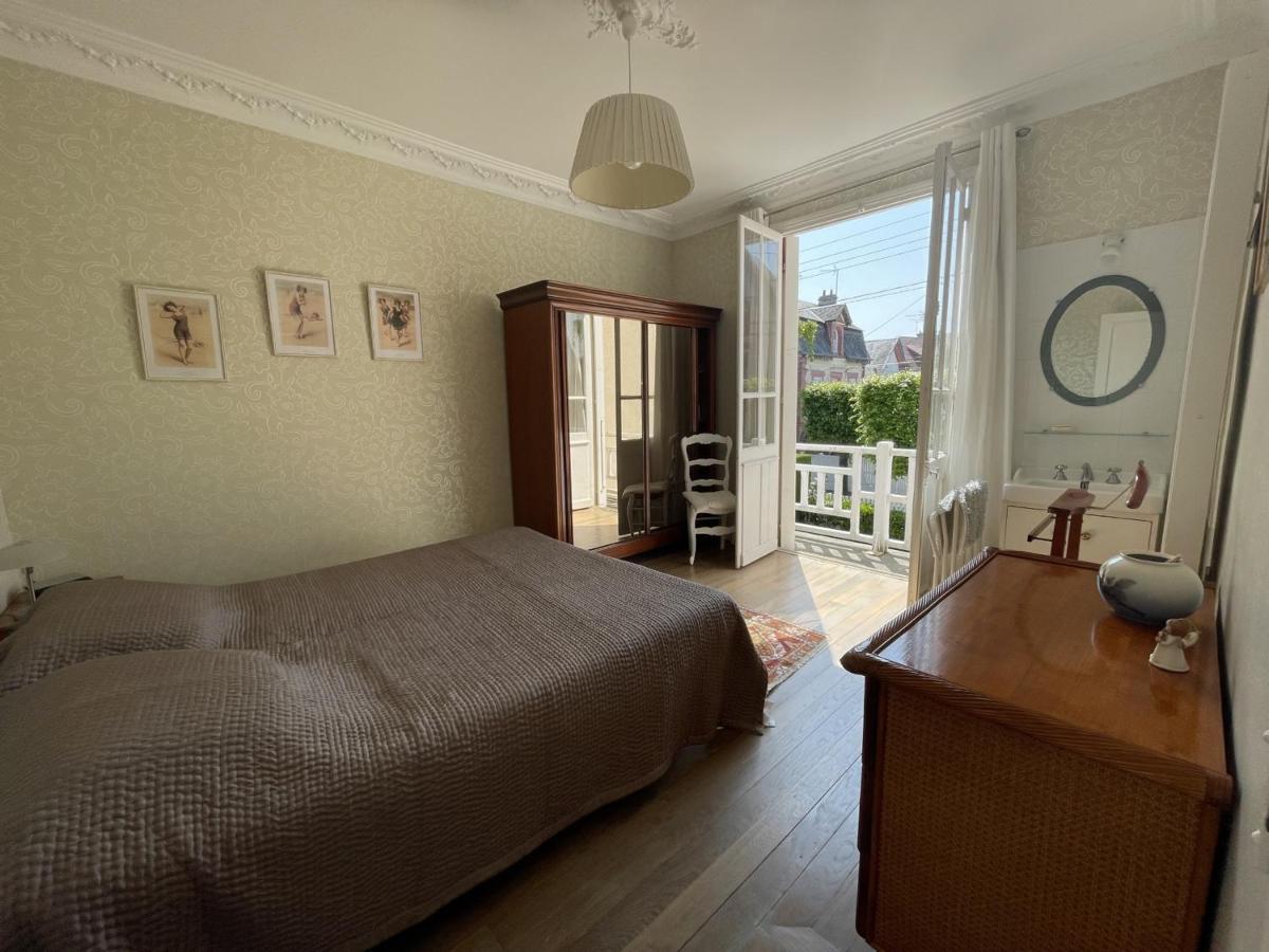 Villa Spacieuse A Cabourg, 200M Plage, Jardin, 5 Chambres, Parking, Menage Inclus - Fr-1-487-359 Buitenkant foto